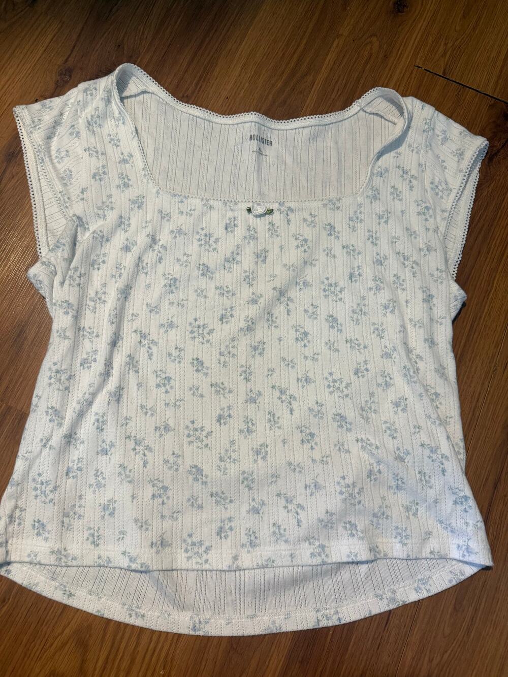 Hollister Co Floral Square Neck Cap Sleeve Crop Top White Blue Size XL